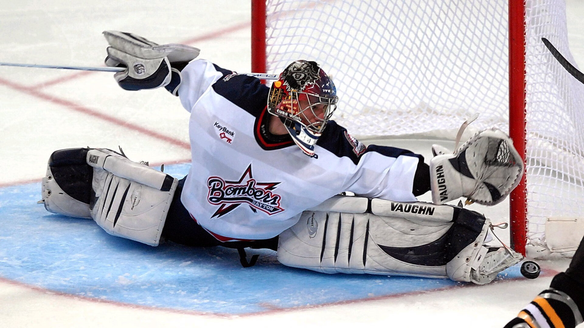 mk体育app下载-国家队落后时心态崩盘是否源自集训结构，国家队存在