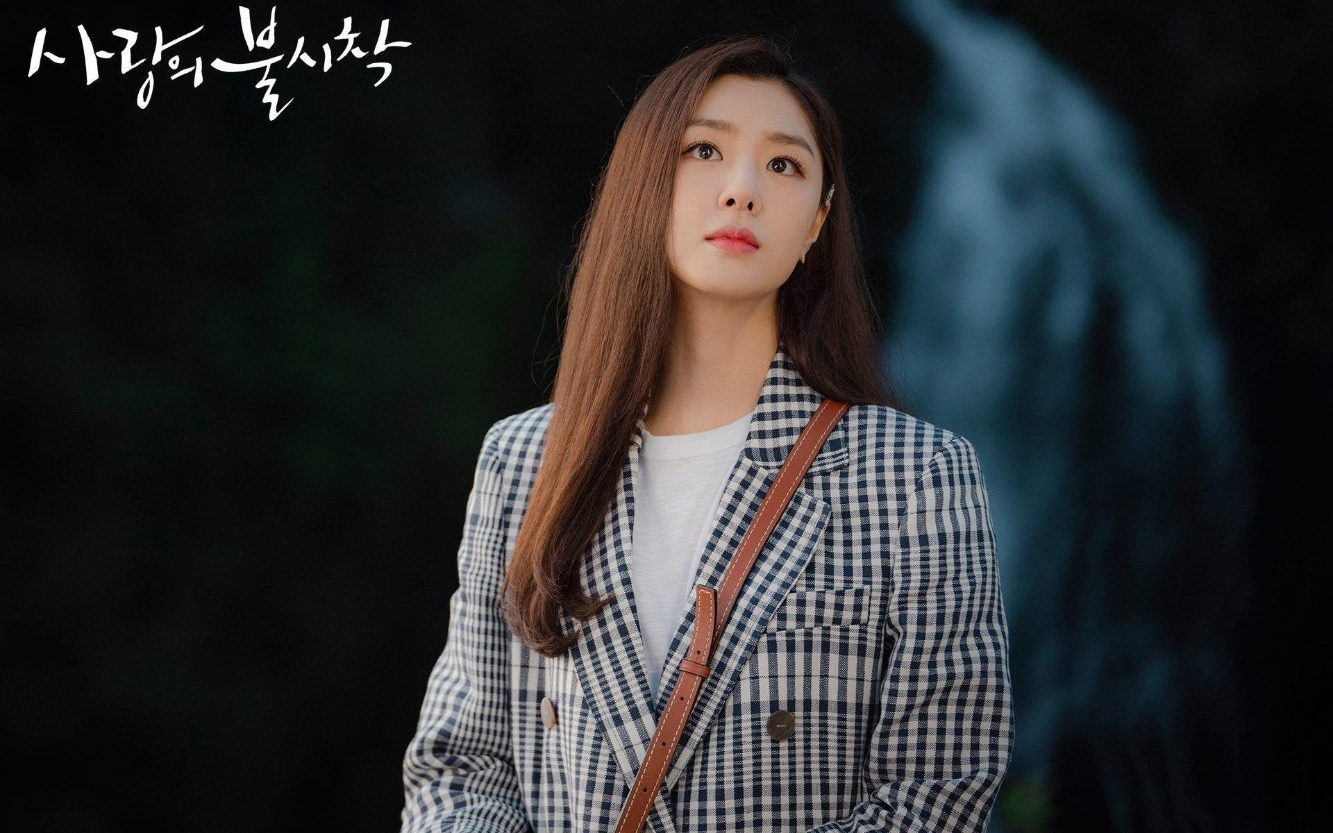 mk体育官网-德甲激情迸发:攻势凌厉,防守坚不可摧,德甲名场面